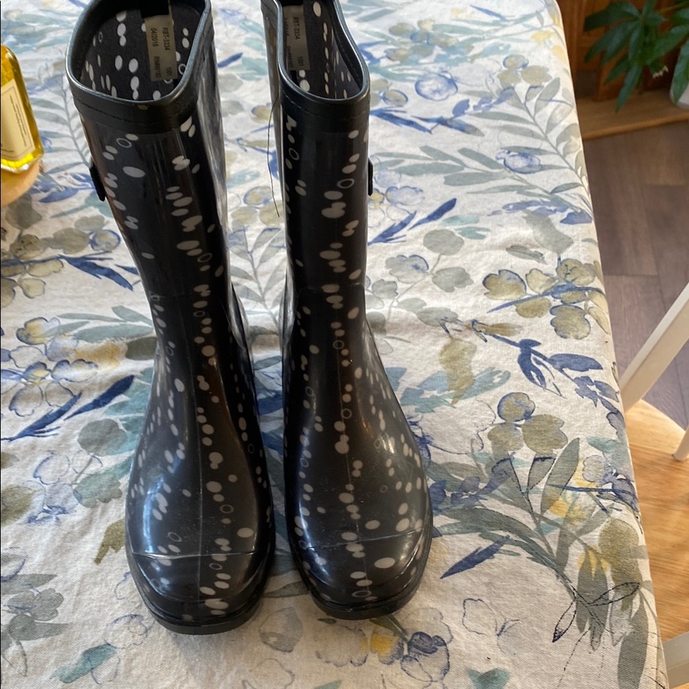Capelli of New York Black and White Polka Dot Rain Boots
